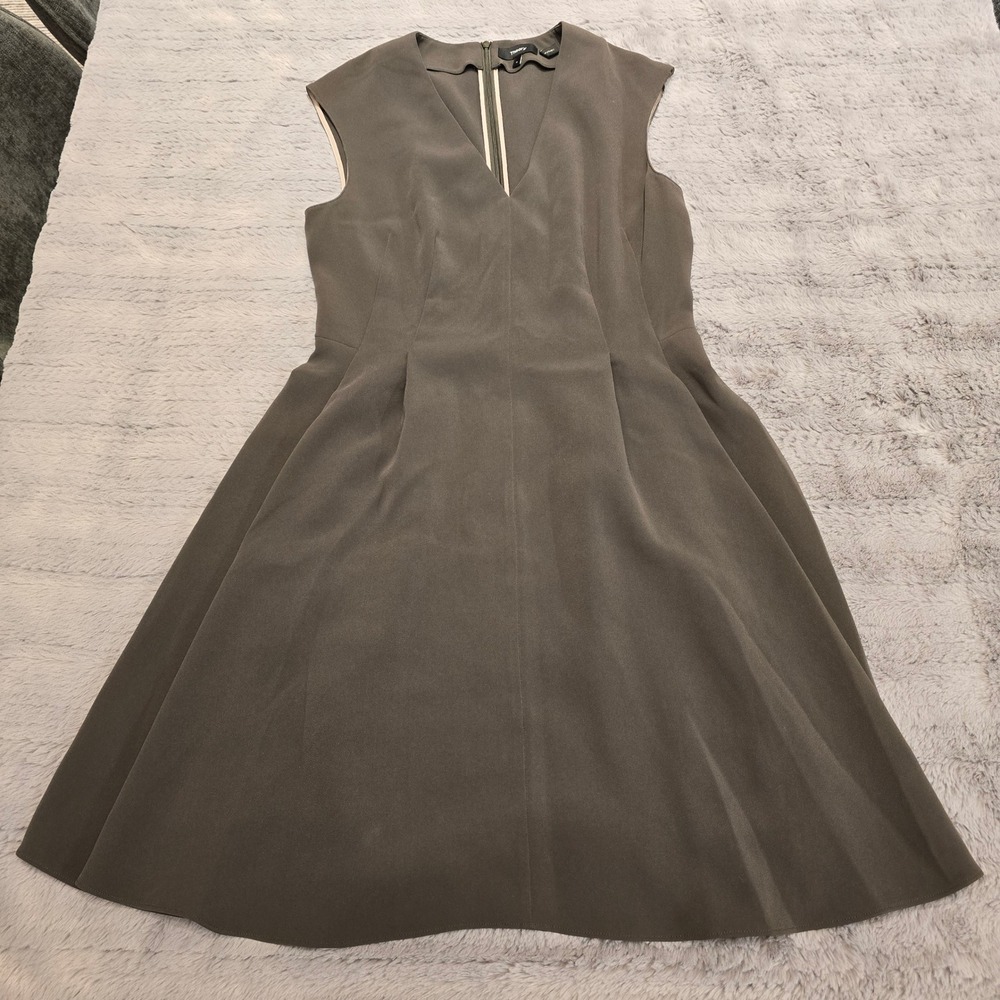 Theory Pleated Cap Sleeve Dress Classic Crepe Olive Brown V-Neck Size 6 I0709602